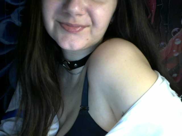 Lilijjjjjjjjjjjjjjjjj90's BongaCams show and profile