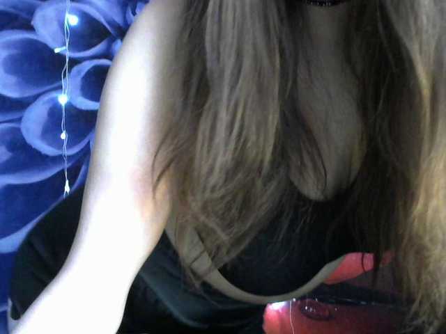 Lilijjjjjjjjjjjjjjjjj90's BongaCams show and profile