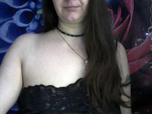 Lilijjjjjjjjjjjjjjjjj90's BongaCams show and profile