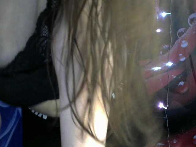 Lilijjjjjjjjjjjjjjjjj90's BongaCams show and profile