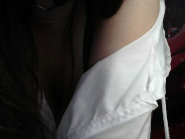 Lilijjjjjjjjjjjjjjjjj90's BongaCams show and profile