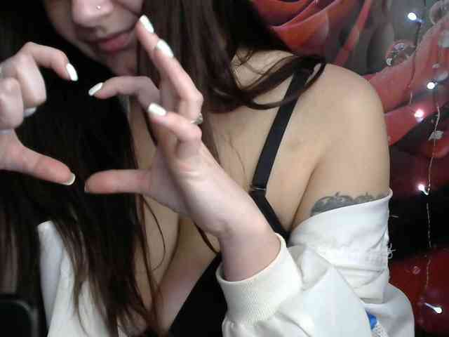 Lilijjjjjjjjjjjjjjjjj90 webcam