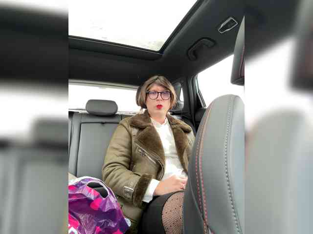 kiratskira22 Live Webcam on BongaCams