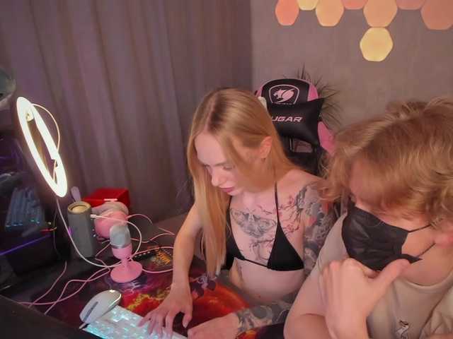  Mini-tiny chat room
