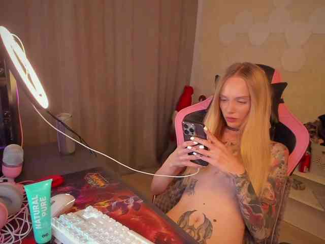 Tina_ne_malina webcam