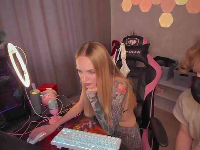 Tina_ne_malina webcam