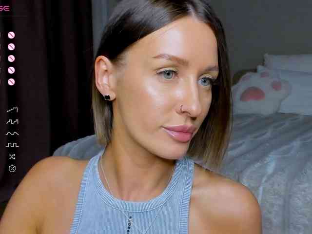 HannaChardger Live Webcam on BongaCams