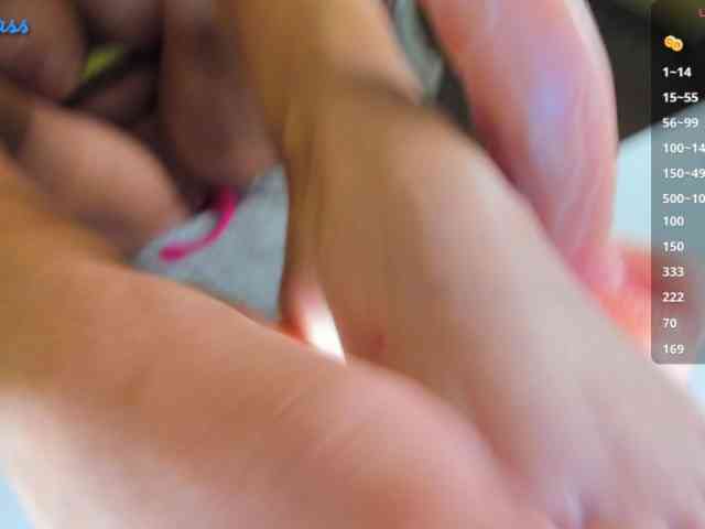 royalsquirt webcam