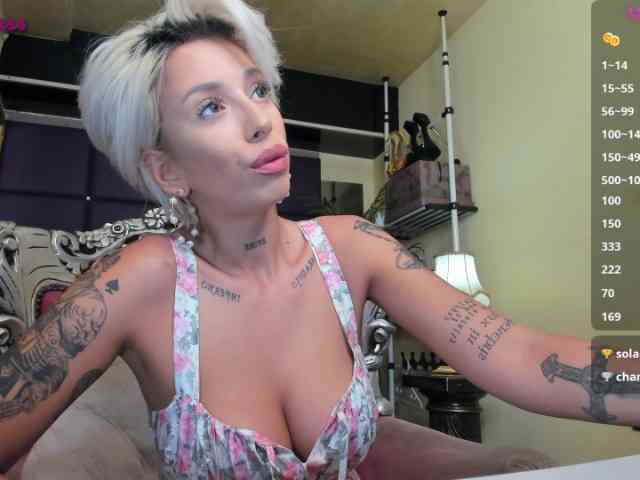 royalsquirt webcam