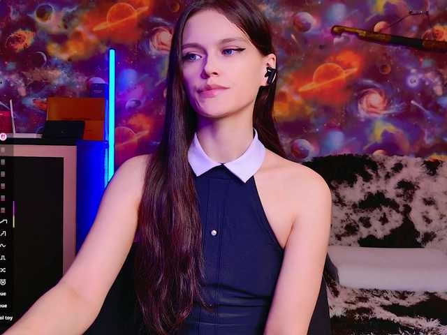 Kiti-Grey's BongaCams show and profile