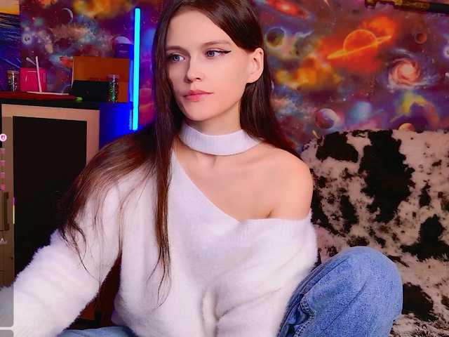 Kiti-Grey's BongaCams show and profile