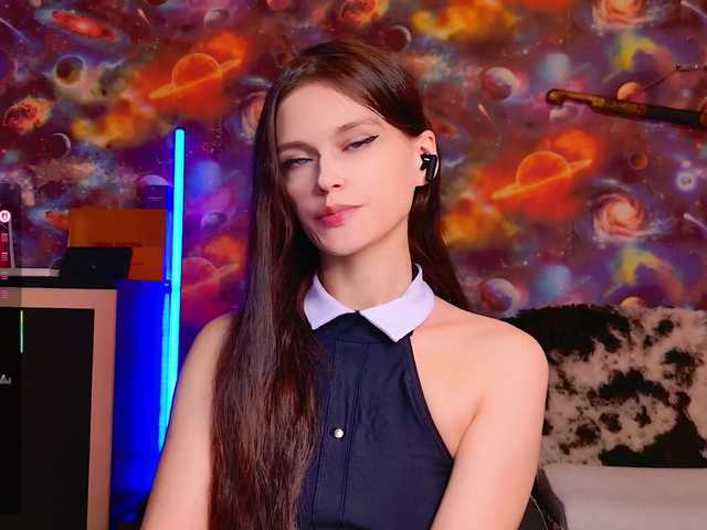 Kiti-Grey's BongaCams show and profile