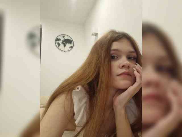 KitiGrey webcam