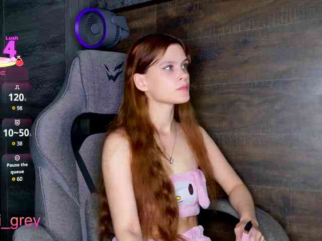 KitiGrey webcam