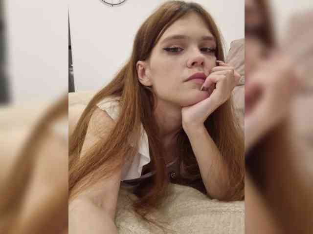 KitiGrey webcam
