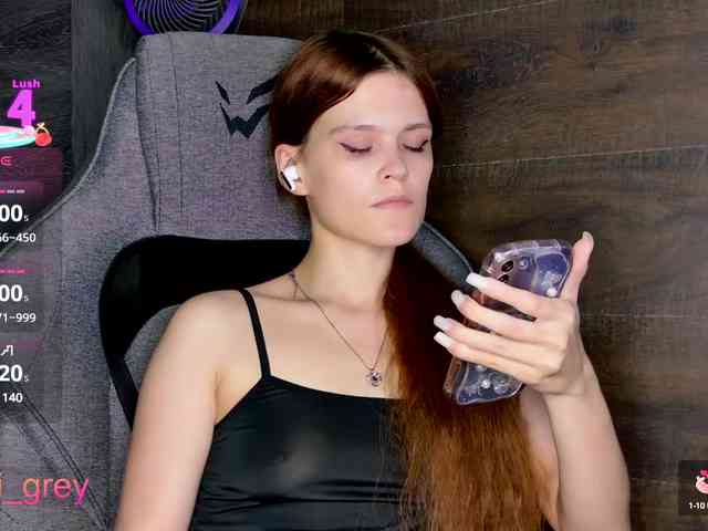 KitiGrey webcam