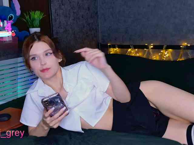 KitiGrey webcam