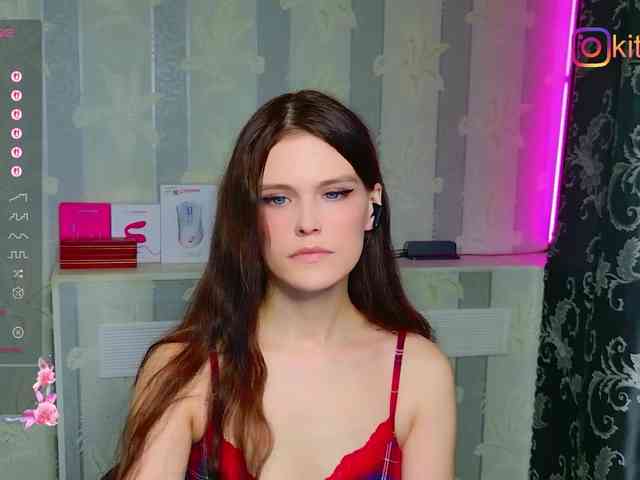 KitiGrey webcam