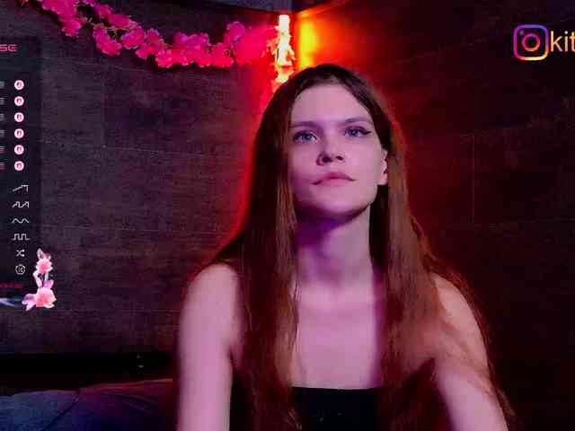 KitiGrey webcam