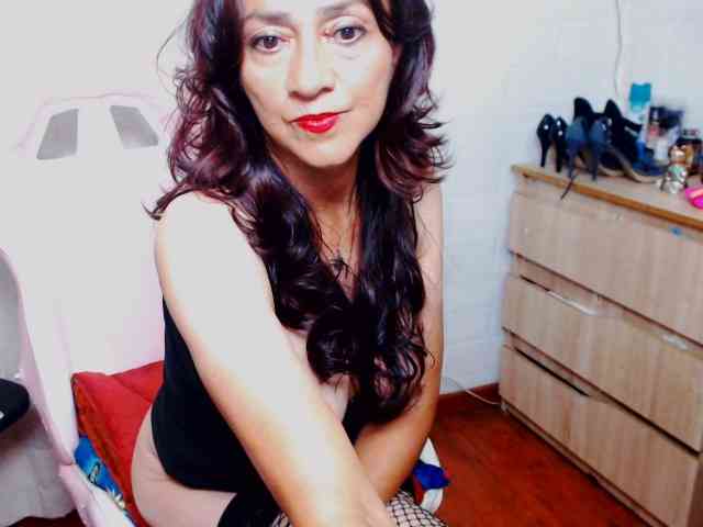 dalila-milf webcam