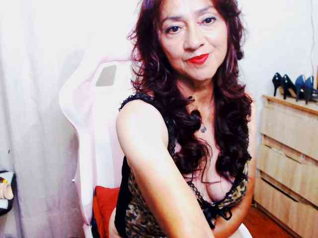 dalila-milf webcam