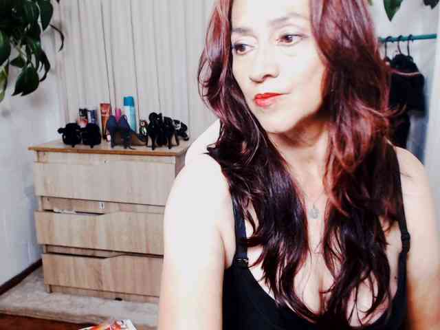 dalila-milf webcam
