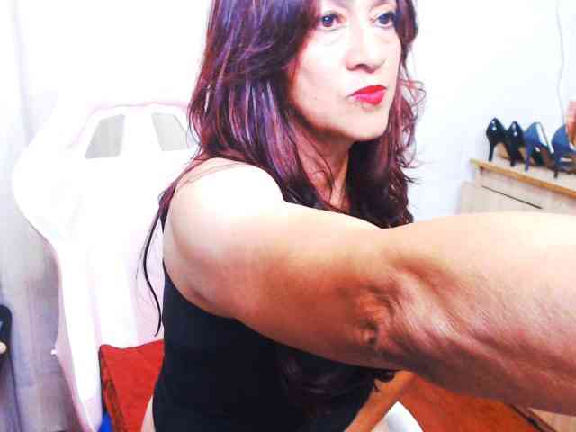 dalila-milf webcam