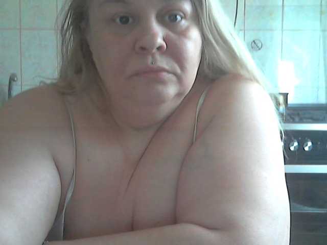 AriannaMilf's BongaCams show and profile