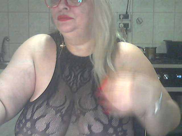 AriannaMilf live cam profile