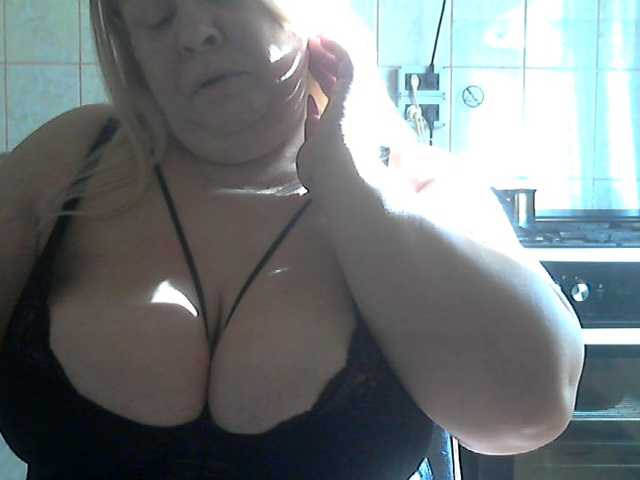 AriannaMilf webcam bongacams model stream image