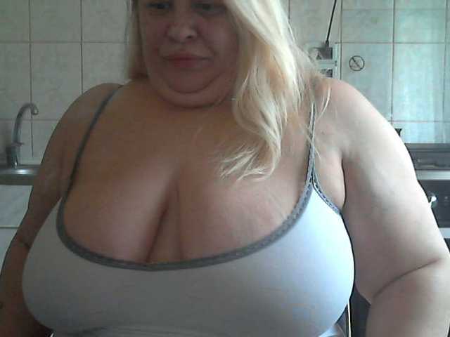 AriannaMilf webcam bongacams model stream image