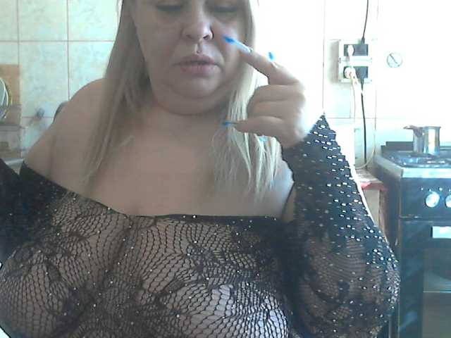 AriannaMilf's BongaCams show and profile