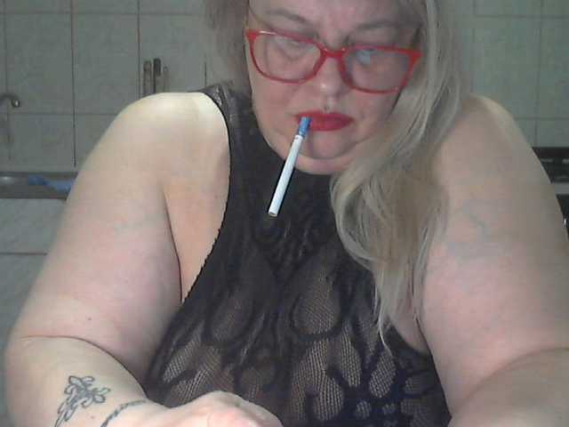 AriannaMilf's BongaCams show and profile