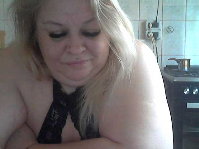 AriannaMilf's BongaCams show and profile