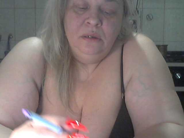 AriannaMilf's BongaCams show and profile