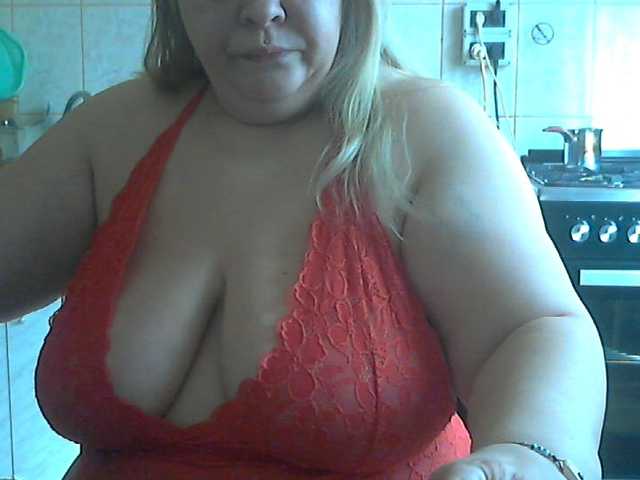 AriannaMilf's BongaCams show and profile