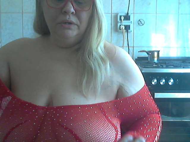 AriannaMilf's BongaCams show and profile