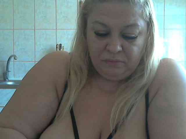 AriannaMilf webcam
