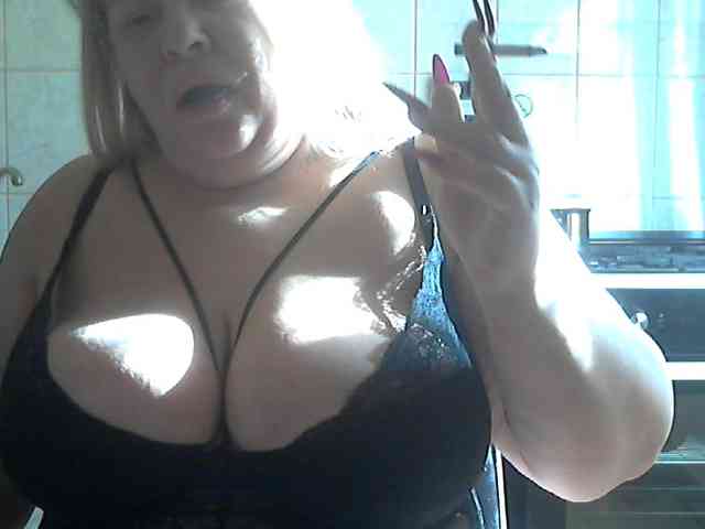 AriannaMilf bongacams