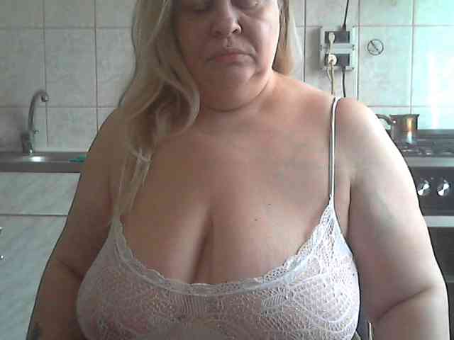 AriannaMilf Live Webcam on BongaCams