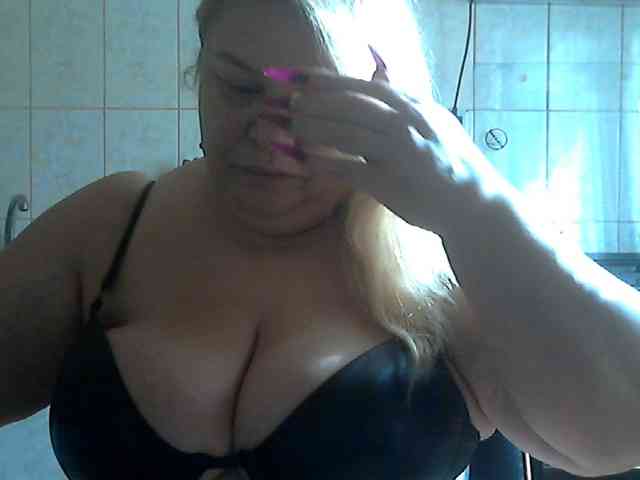 AriannaMilf webcam