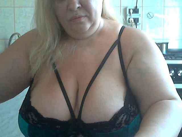AriannaMilf webcam