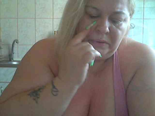 AriannaMilf webcam