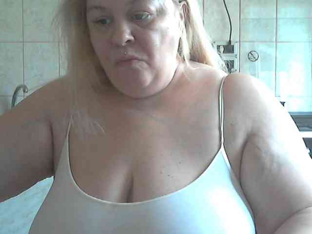 AriannaMilf webcam