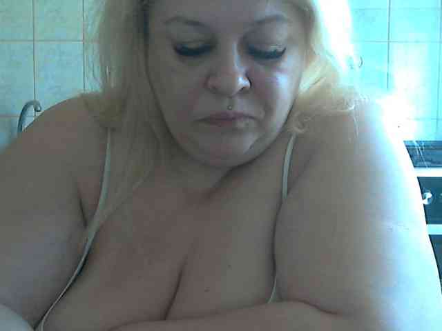 AriannaMilf webcam