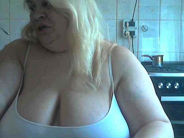 AriannaMilf webcam