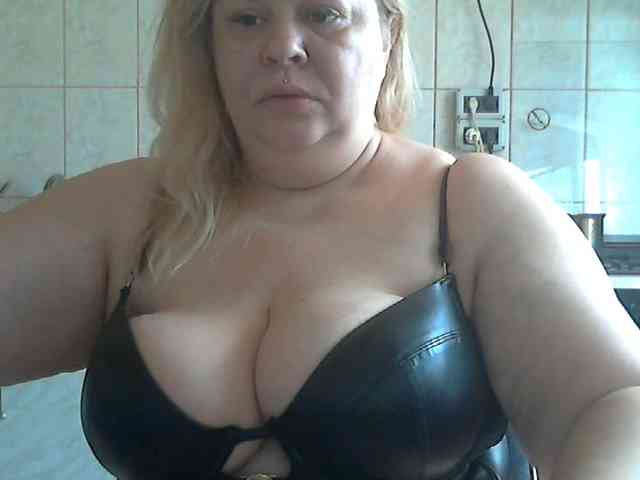 AriannaMilf webcam