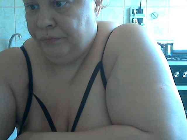 AriannaMilf webcam