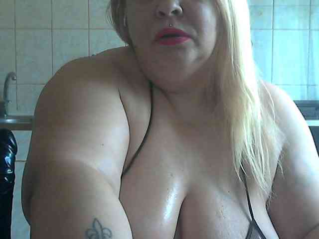 AriannaMilf webcam
