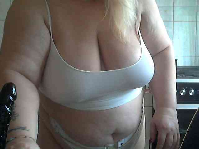 AriannaMilf webcam